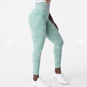 GYMSHARK high waisted green camo leggings